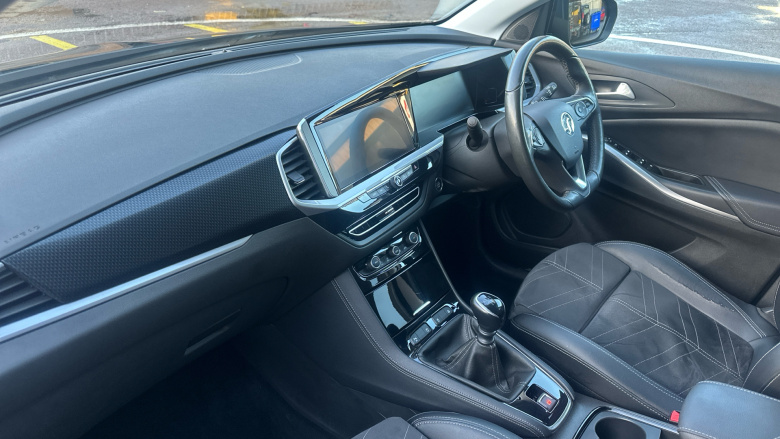 Vauxhall Grandland 1.2 Turbo Ultimate 5dr Petrol Hatchback